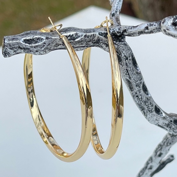 NEW 18K Gold Plated Chunky Big Circle Drop Hoop Earrings 2 1/4” - Picture 3 of 14